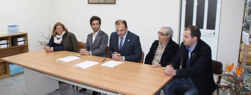 12594001 1115780378474029 3867981737524834811 o