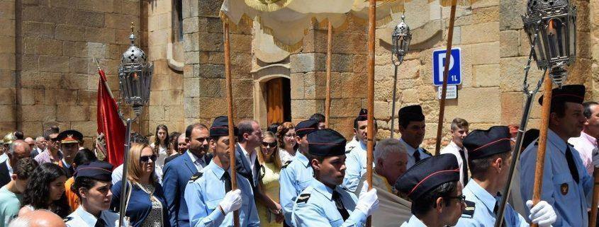 19055721 1552492774802785 2796928111972415021 o