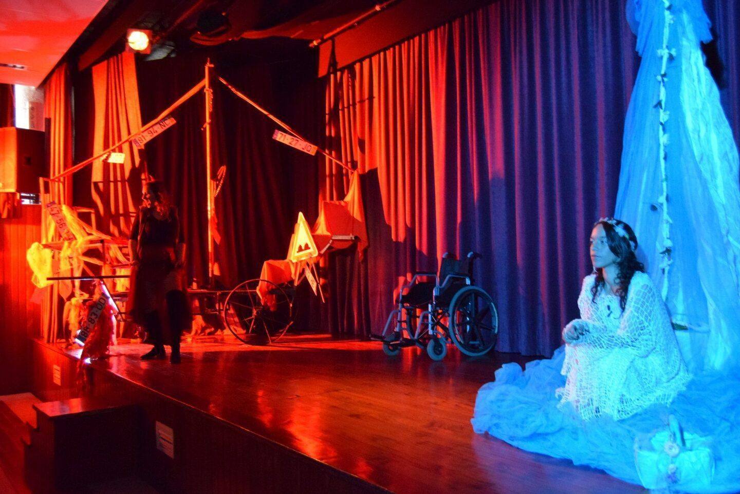 44102171 2092454440806613 8770904404816560128 o