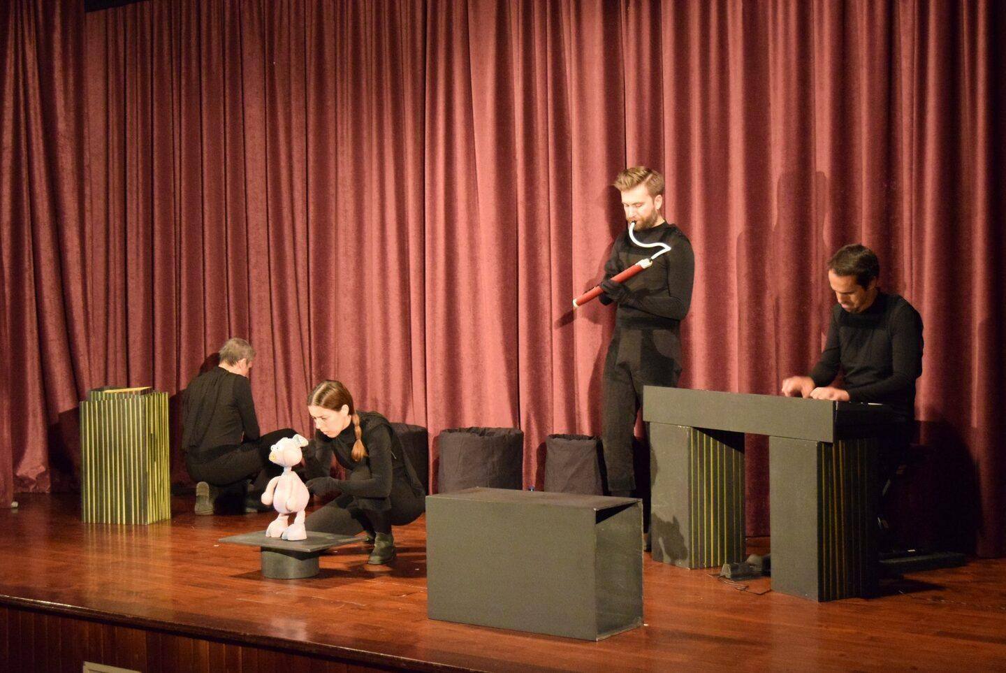 44298380 2095069697211754 9097771864381456384 o