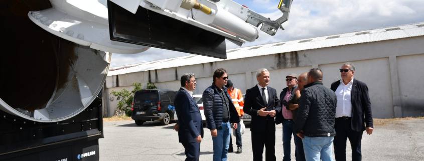 Viatura De Recolha De Resíduos Sólidos Urbanos (5)