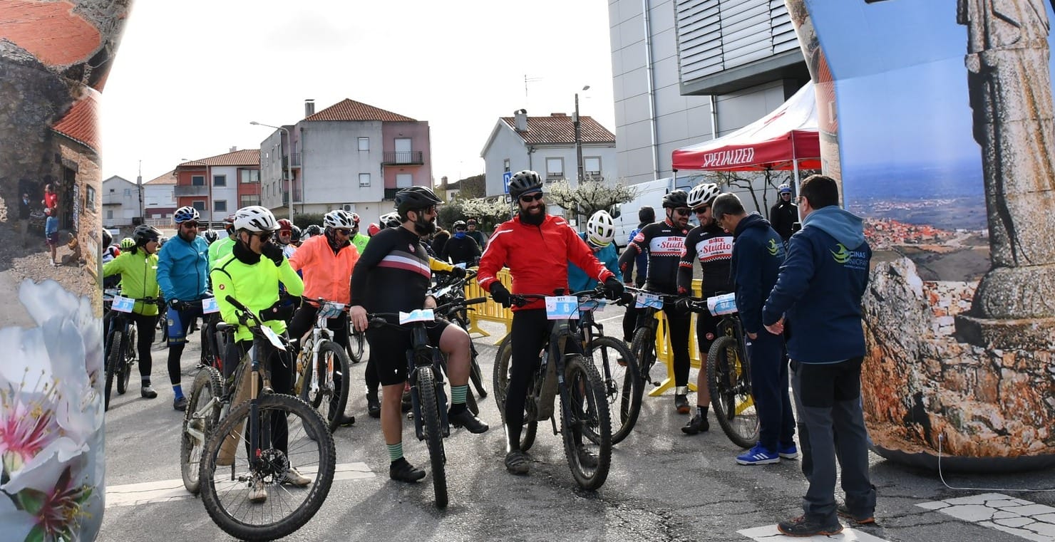 Btt Nos Trilhos Da Amendoeira Em Flor (15)