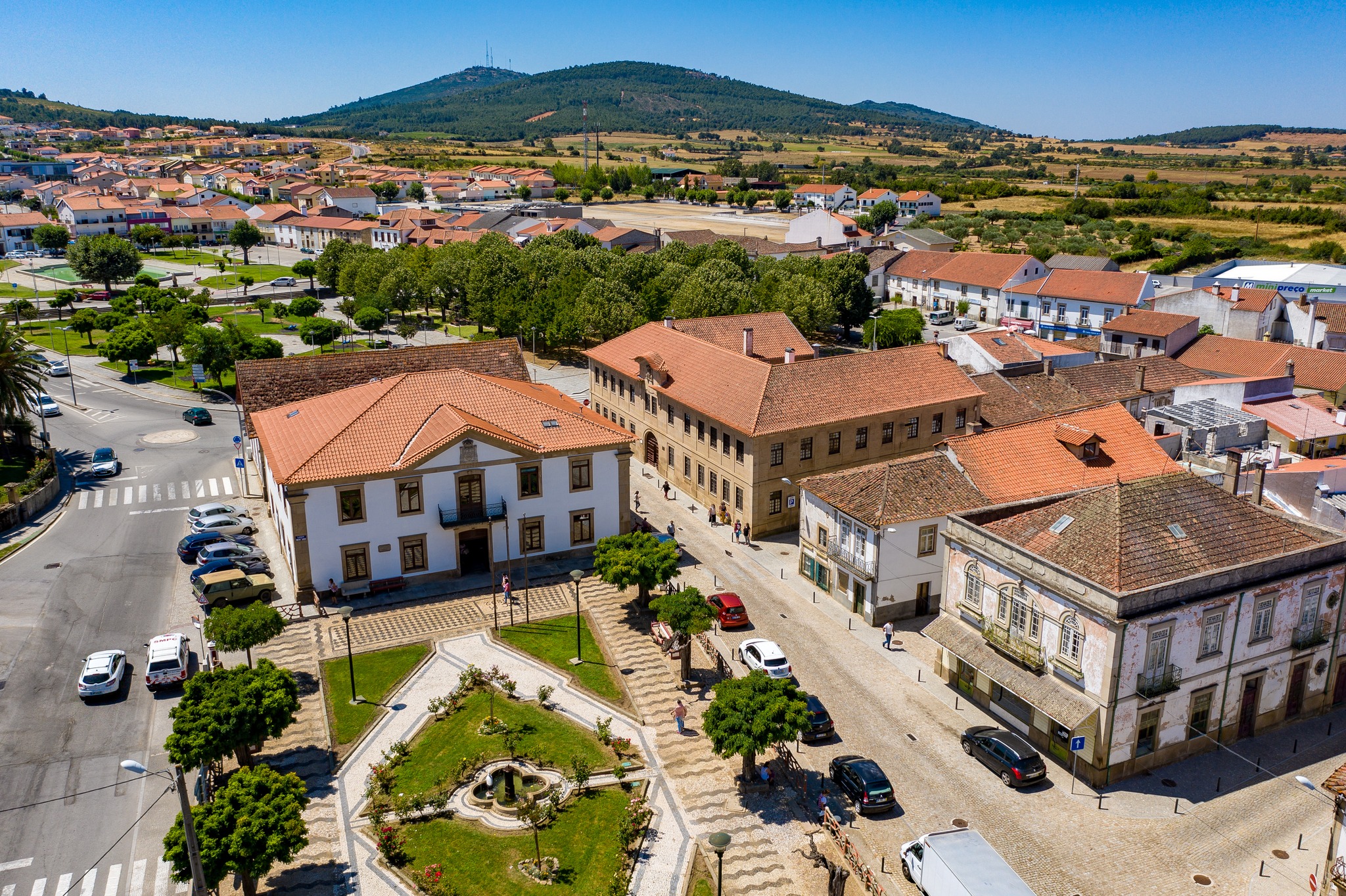 560587311 805688408769890 3305643419878289296 N