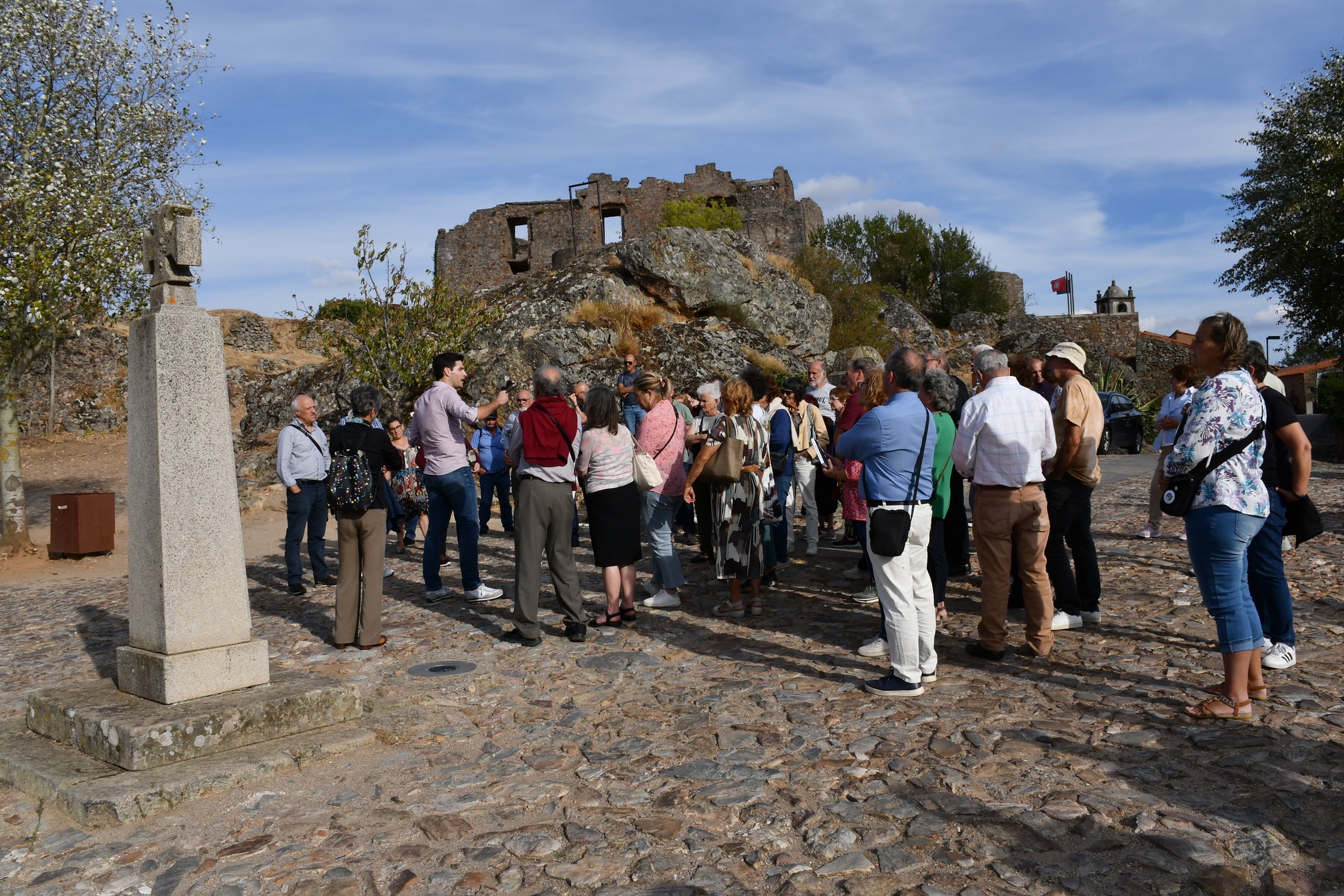 568551233 809256438413087 206907039396348032 N