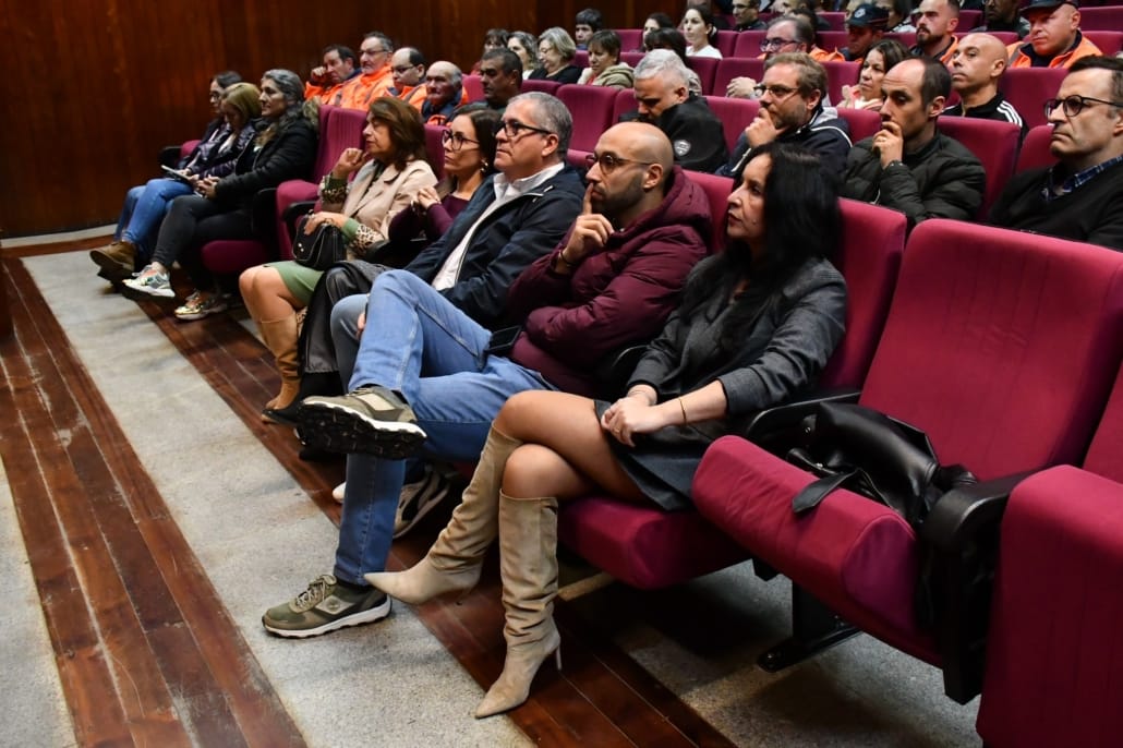 561642228 828529199819144 7995344350487187686 N