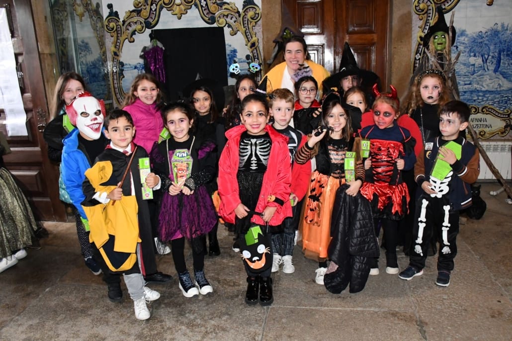 571994195 819232654082132 6452774796637067753 N