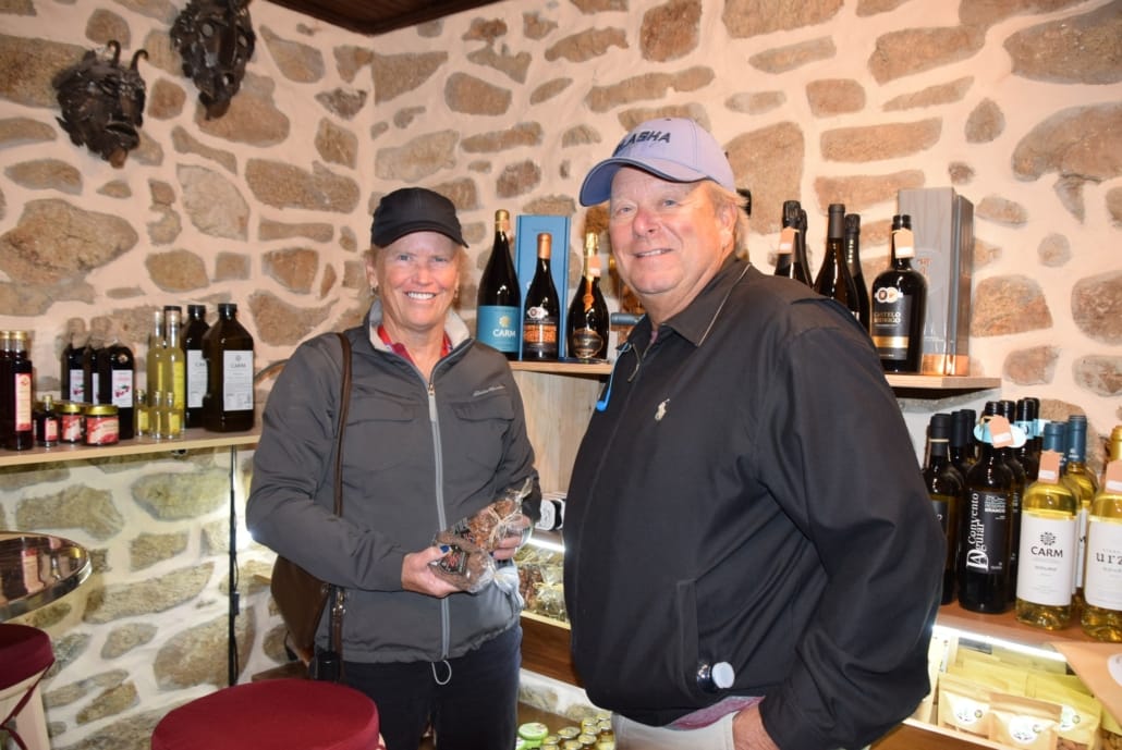 576448320 824264430245621 6846253768355105911 N