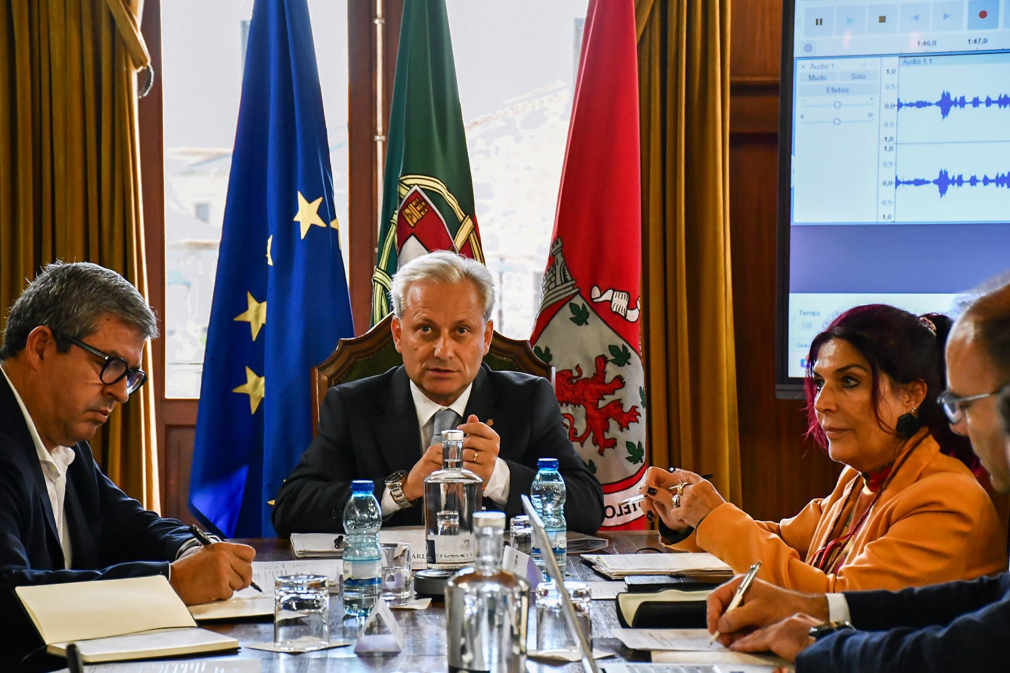 577618253 823511570320907 8678077136634341896 N