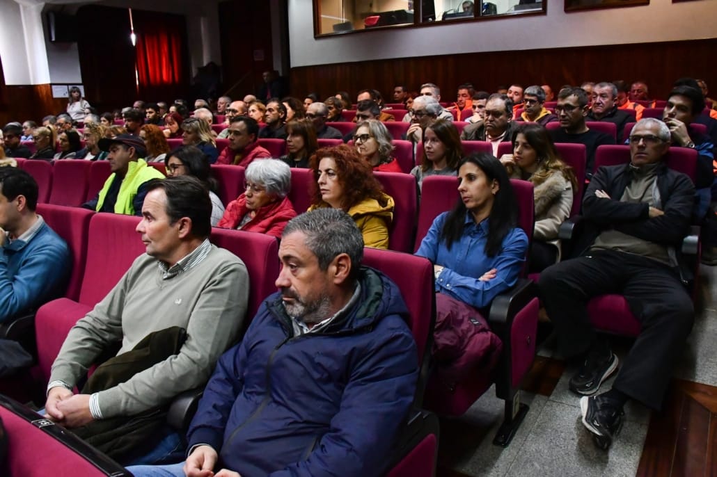 579214129 828529033152494 5714120702598988932 N