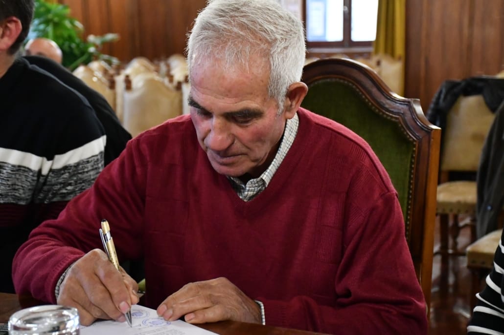 579786585 830082676330463 1575044565316510491 N