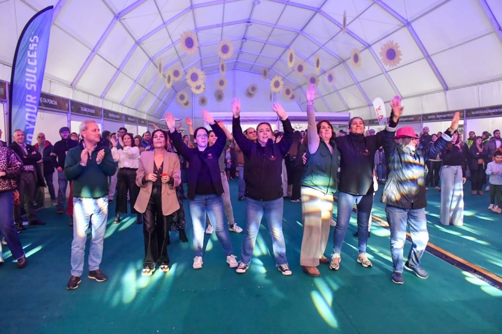 581726603 832282806110450 528212743805903538 N