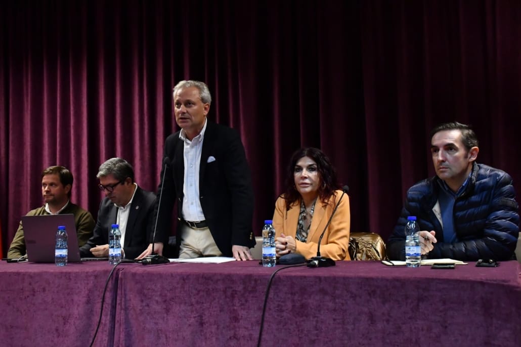 581917773 828528879819176 8187018223983309847 N