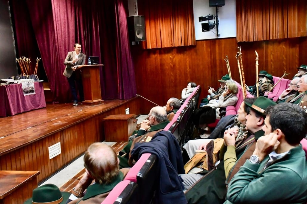 586626017 837965622208835 1502493399097865788 N