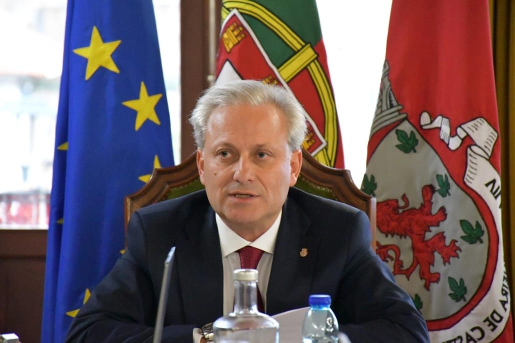 594773622 845557904782940 2609797642727778184 N