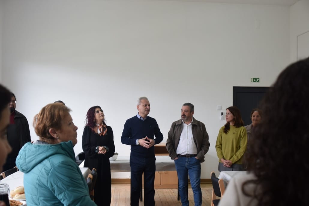 595809425 847917611213636 8916328916723683458 N