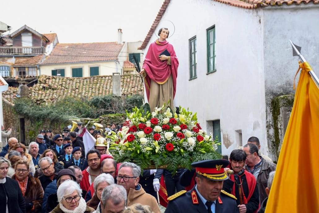 621759895 883674934304570 6015915698182406648 N