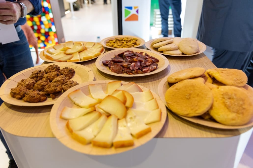 642764379 910308228307907 1969083787965337946 N