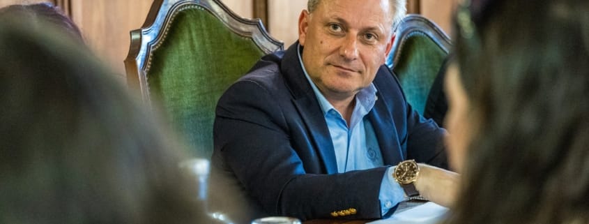 653933114 924560726882657 4549826911395447685 N