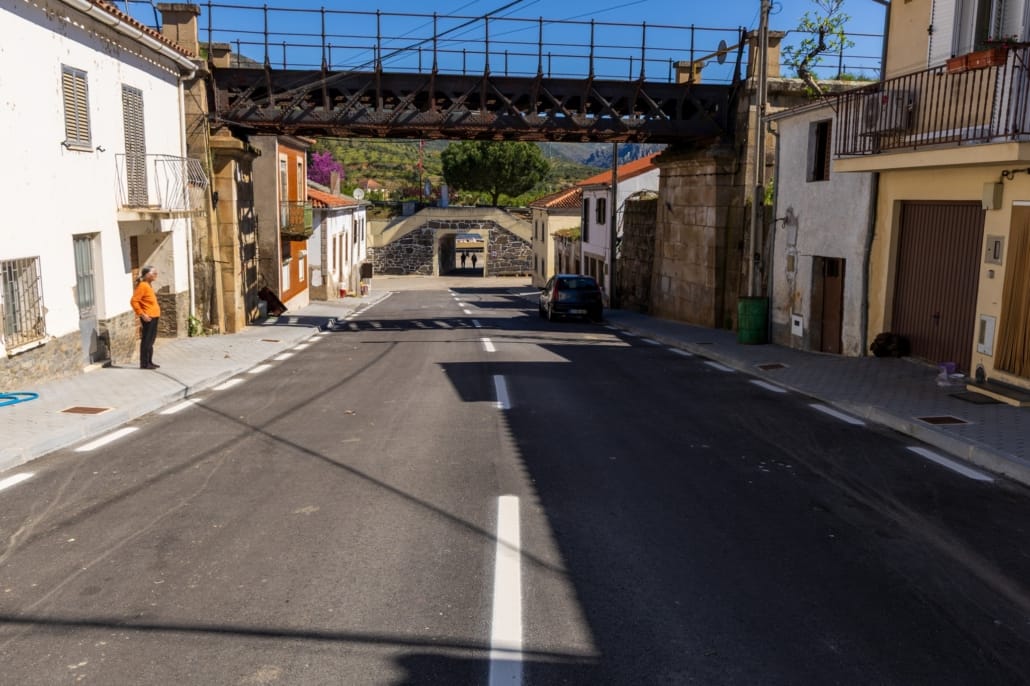 657932417 933001806038549 5774116217224605822 N