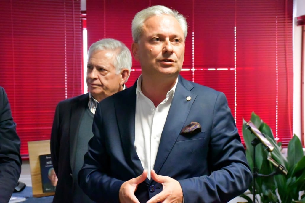 679037763 954817123857017 2501390203205769231 N