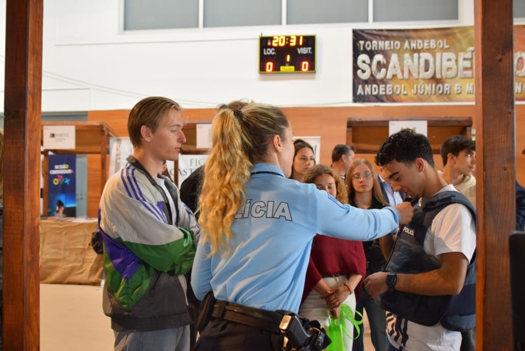 679457947 954572153881514 1027566376793649264 N