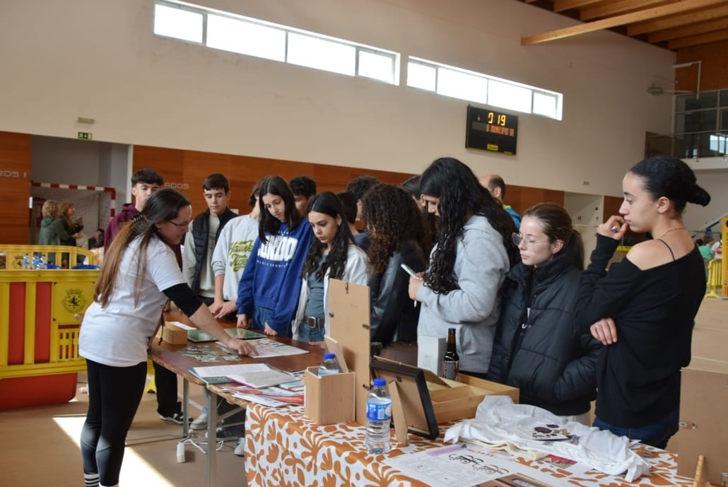 679584555 954570480548348 1094450531415314341 N