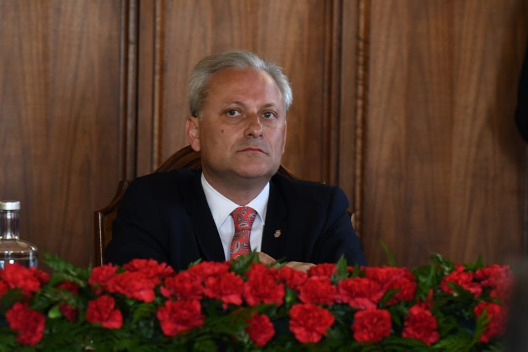 679647385 955324887139574 3149577435890648146 N